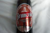 pivo Bruncvík Semi Dark Beer